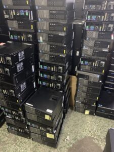 客戶賣來 本店DELL 121部