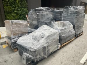 客戶賣來本店，4板HP主機 400多部。
