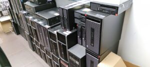 鰂魚涌英皇道，回收多部 主機+平板+服務器