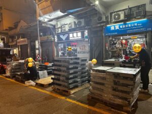 客戶賣來本店，R740 R730 服務器  ☺️